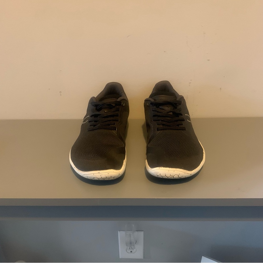 Vivobarefoot Geo Racer II 41 L